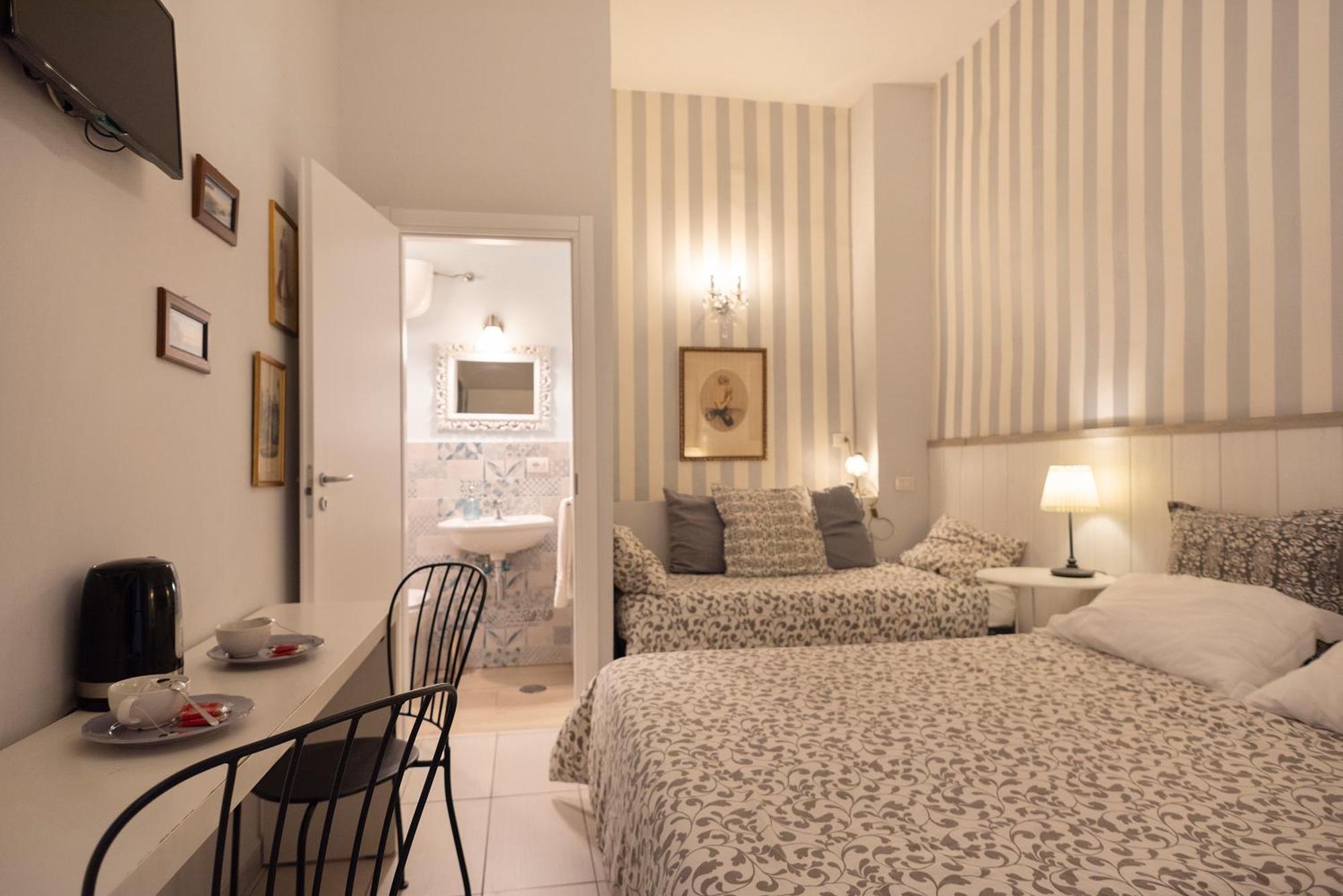 B&B Dei Decumani Naples Exterior photo